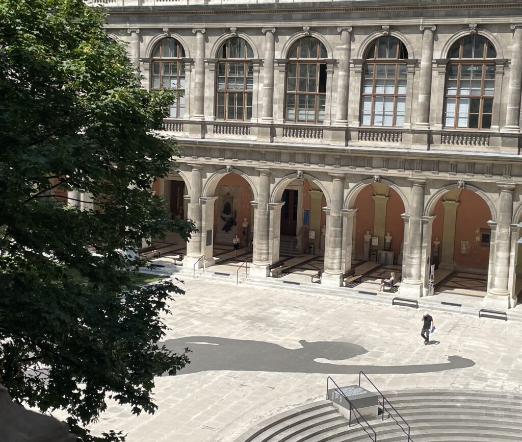 Arkadenhof Uni Wien